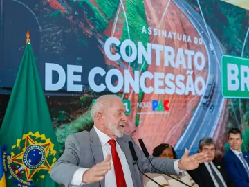 Lula critica Zema e diz que 'só Jesus' faria o que ele fez pelos estados