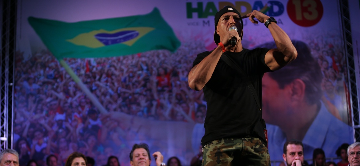 O rapper Mano Brown fez críticas ao PT em evento ao lado de Haddad - Wilton Júnior/Estadão Conteúdo