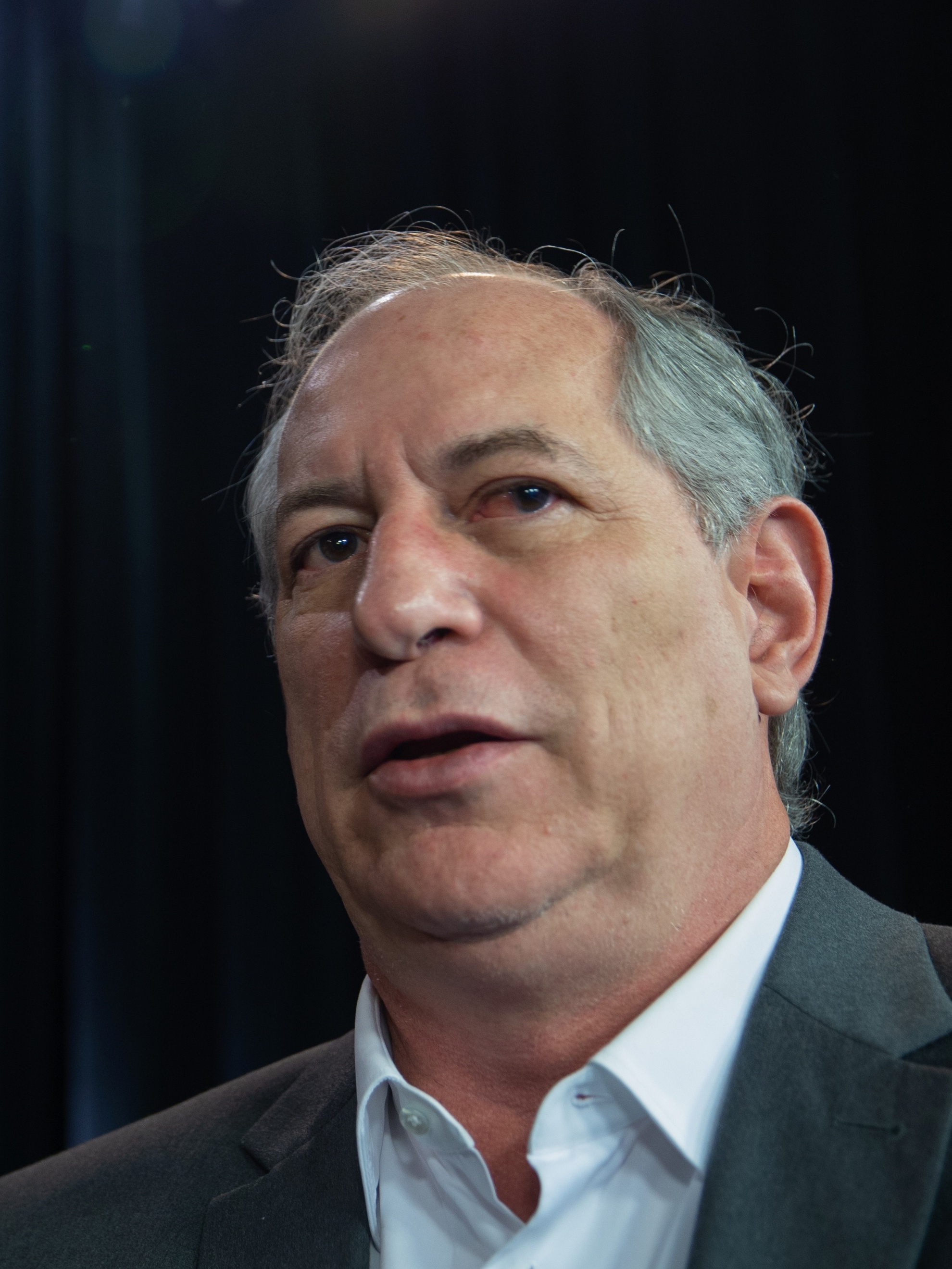 Ciro Gomes N o vou deixar o Lula ganhar essa na lamban a