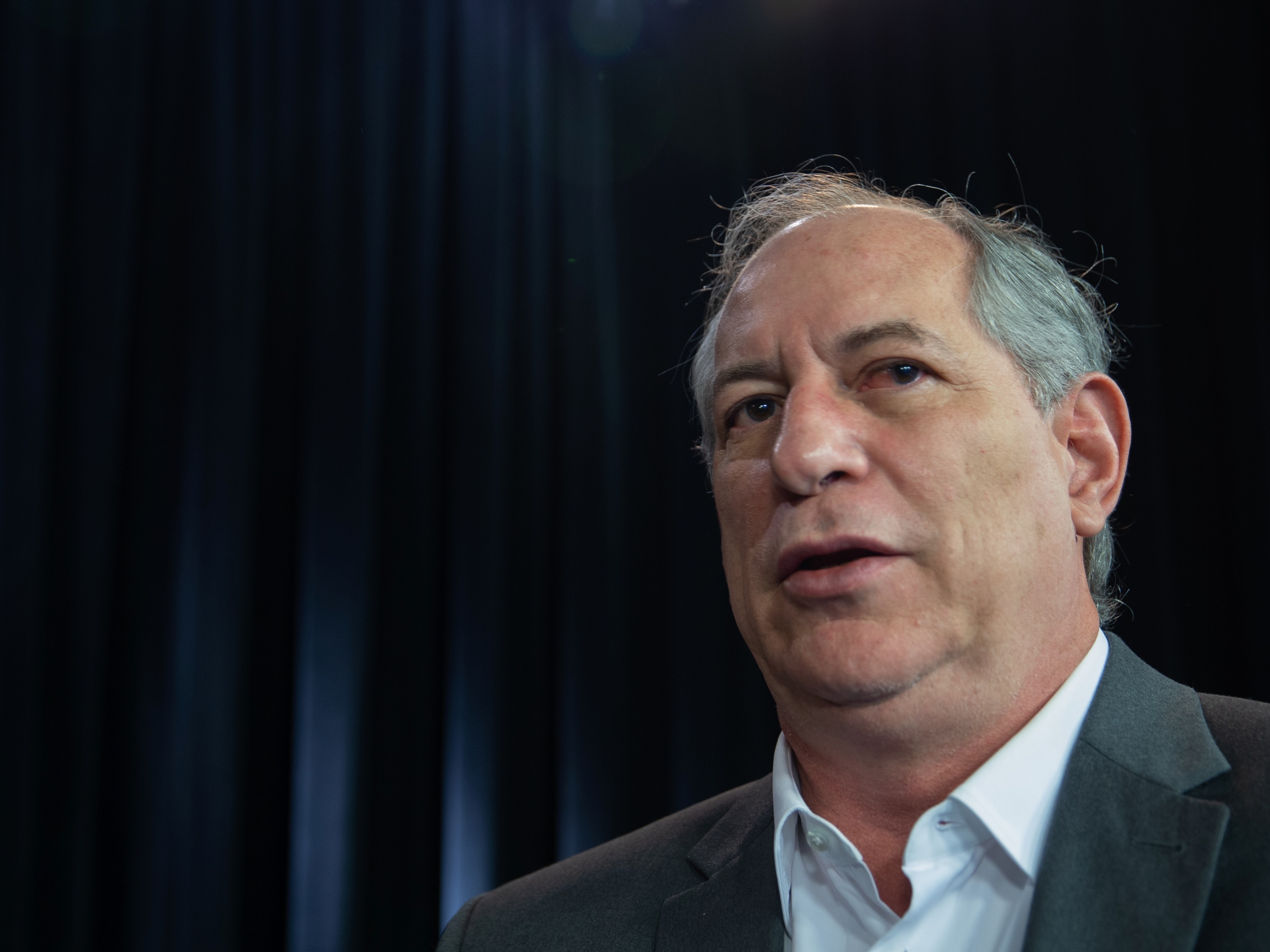 Ciro Gomes chama Eduardo Bolsonaro de