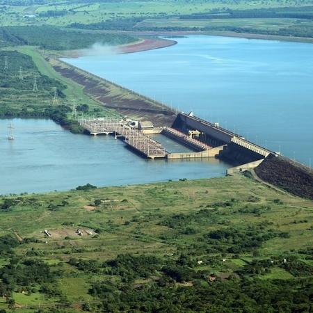 Hidrelétrica de Ilha Solteira no rio Paraná (MS/SP) - Raylton Alves/Banco de Imagens ANA