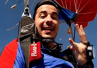 Turista de SP morre em acidente com wingsuit durante salto de 900 m no ES - Reprodução/Facebook/Eduardo Guermandi