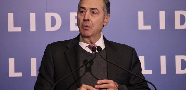 Barroso diz que ataques mostram no que parte do Brasil se transformou Barroso diz que ataques mostram no que parte do Brasil se transformou