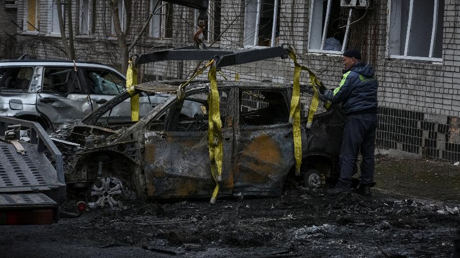Destroços após ataques aéreos da Rússia na Ucrânia