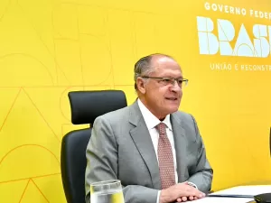 Haddad deve encaminhar até o fim de março a regulamentação da reforma tributária, diz Alckmin