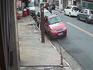 Perseguição termina em acidente no interior de SP; veja vídeo