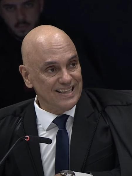 Ministro Alexandre de Moraes lê voto sobre denúncia contra Jair Bolsonaro Ministro Alexandre de Moraes lê voto sobre denúncia contra Jair Bolsonaro