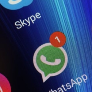 "As pessoas compartilham mais no WhatsApp e Messenger do que nas redes sociais", diz Zuckerberg - Getty Images