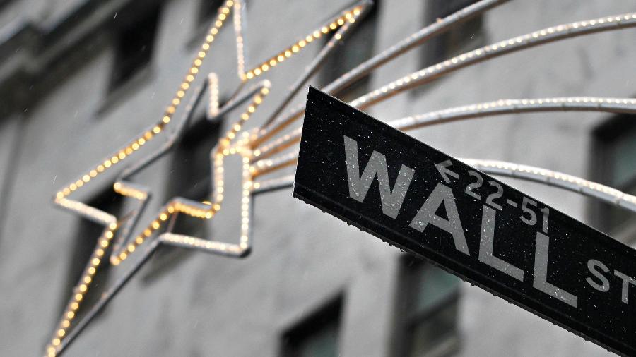 Wall Street a caminho da temporada de Festas - Brendan McDermid