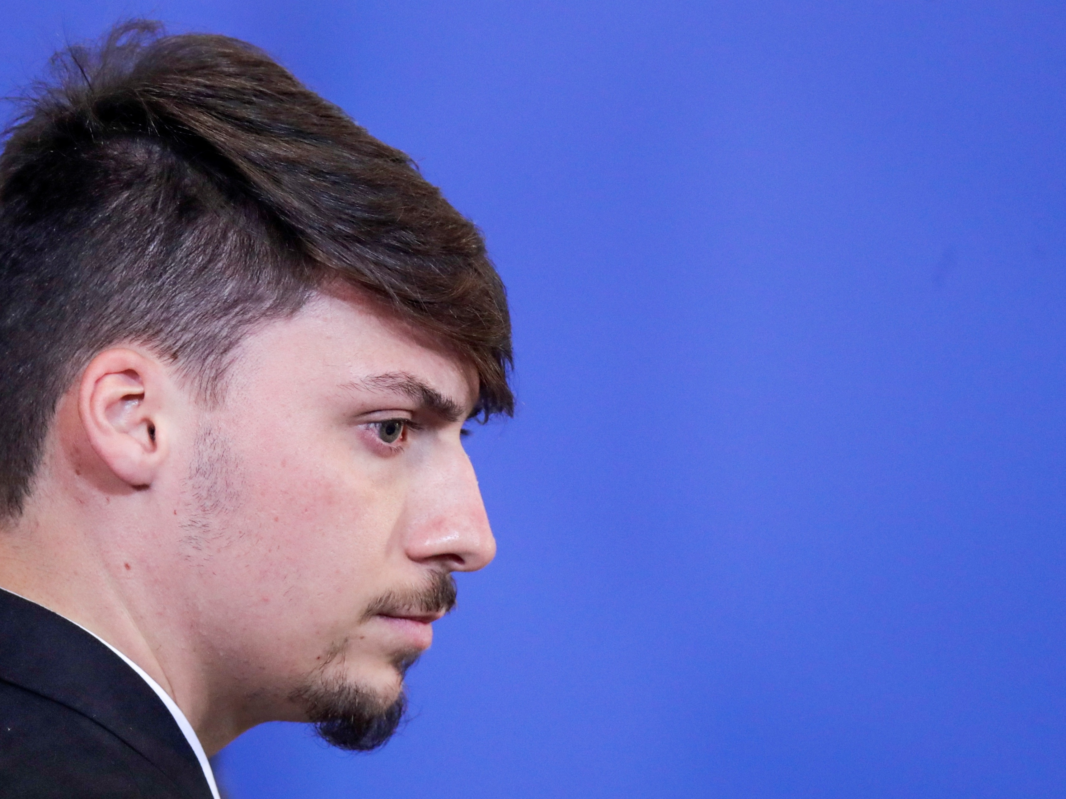 Filho 04 de Bolsonaro diz que namoraria petista porque 'o amor prevalece'