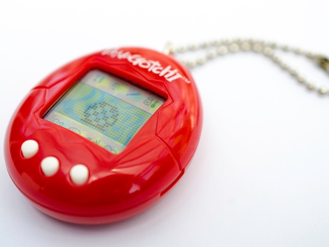 Sucesso dos anos 1990, o bichinho virtual Tamagotchi renasce