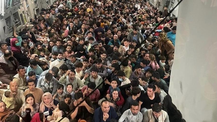 Avião decolou de Cabul com centenas de passageiros - Reprodução/Instagram