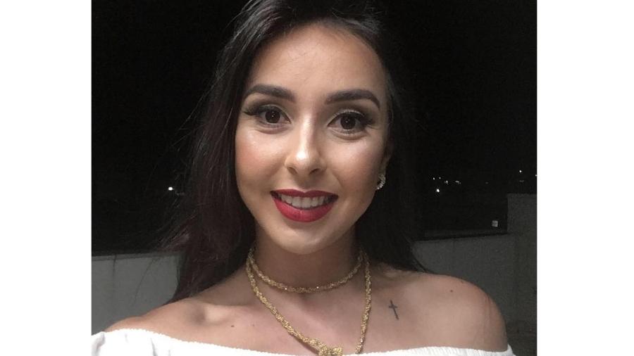 Bruna Fonseca, 28, trabalhava com serviços de limpeza em um hospital universitário; ela foi encontrada morta no dia 1º de janeiro - Bruna Fonseca/Facebook
