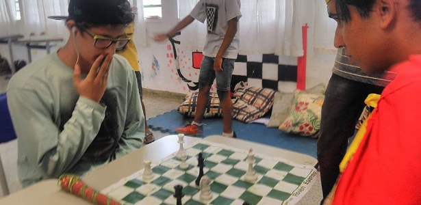 Professora misturou literatura com o jogo de xadrez; alunos aprovaram a iniciativa - Rene Moreira/Estadão Conteúdo