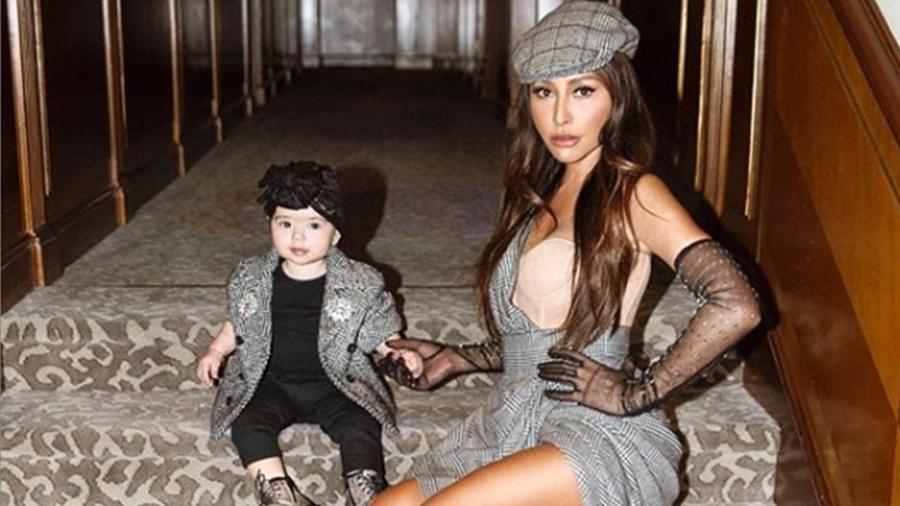 Na Itália, Sabrina combina look Dolce & Gabbana com a filha - Reprodução/Instagram