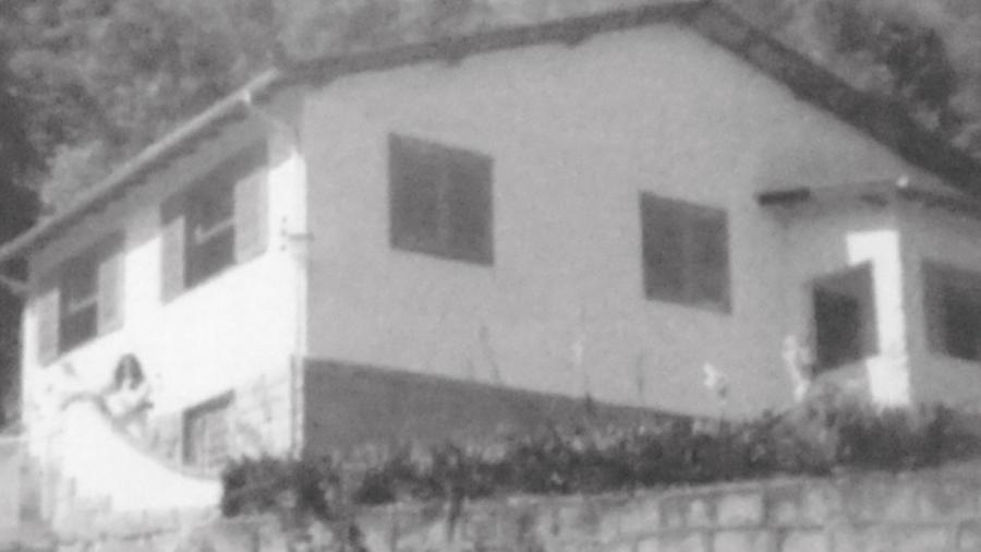 A chamada Casa da Morte de Petrópolis (RJ), em foto de novembro de 1973, quando estava em atividade - Reprodução/CNV