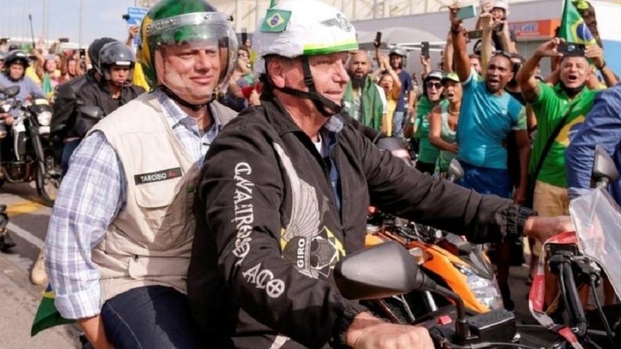 Bolsonaro na motociata realizada em maio no Rio de Janeiro. Sua presença está confirmada em São Paulo - EPA/ANDRE COELHO