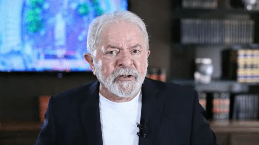 Ex-presidente Luiz Inácio Lula da Silva em entrevista à rádio Progresso - Reprodução