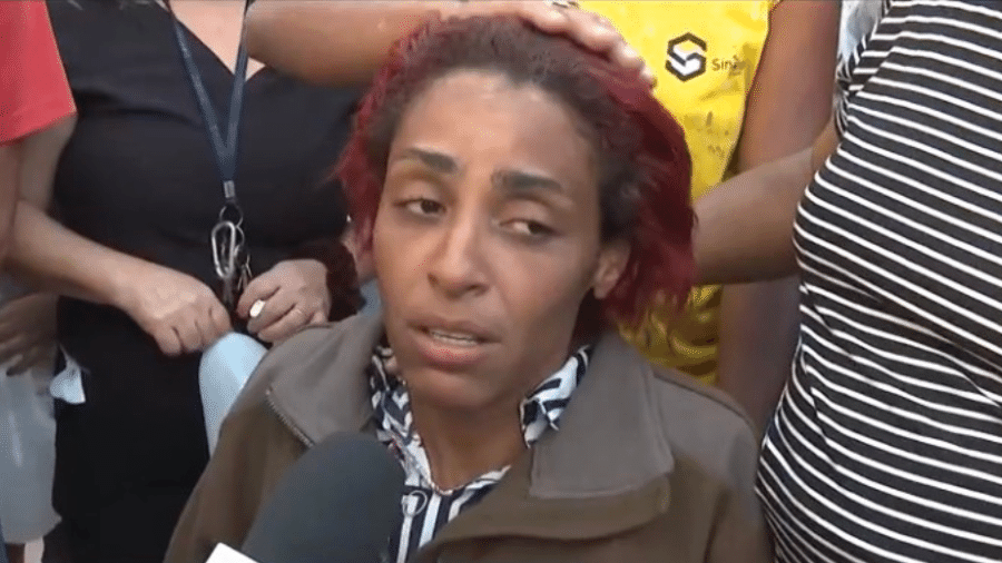 Luciene Vitalino, mãe de Bárbara Vitória, falou sobre dor da perda da filha durante manifestação na tarde de ontem - Reprodução/TV Globo Minas