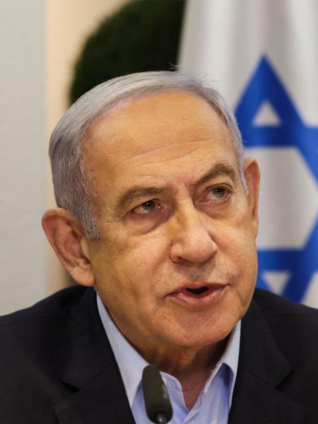 7.jan.2024 - O primeiro-ministro de Israel, Benjamin Netanyahu, durante reunião semanal em Tel Aviv