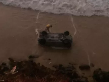 Carro cai de falésias e motorista é resgatada viva no Rio Grande do Norte