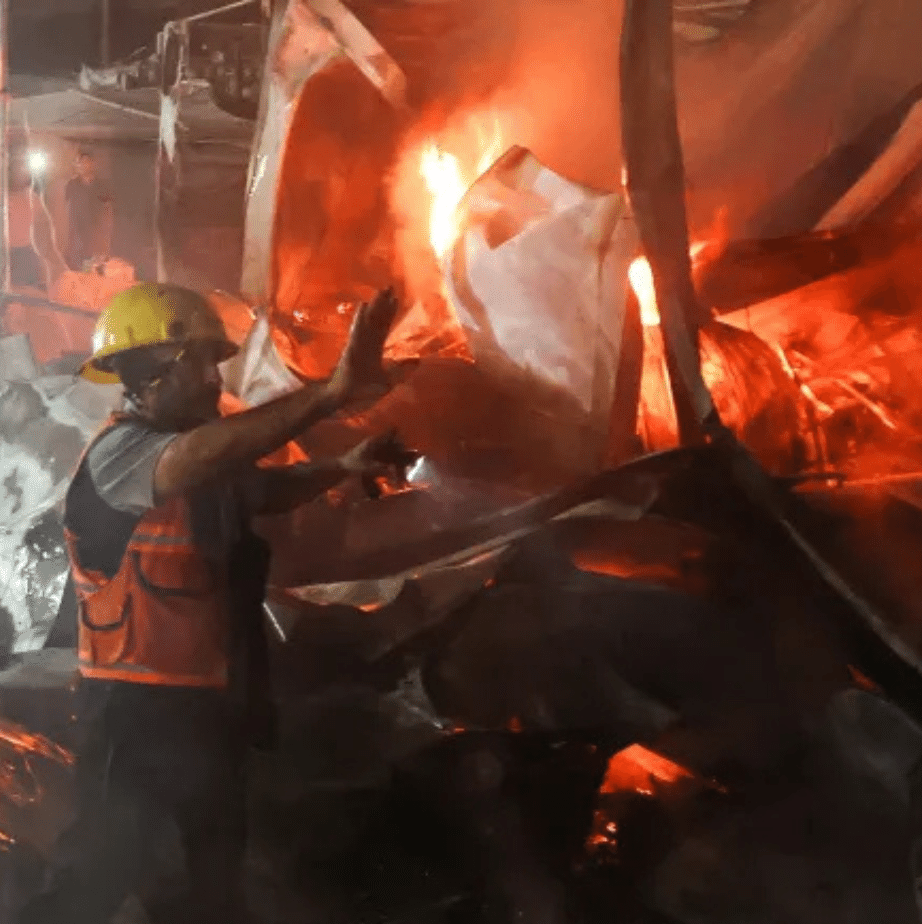 Corpos são carbonizados em ataque de Israel a hospital em Gaza