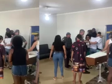 Familiares de jovens mortos pela PM são agredidos durante velório em Bauru