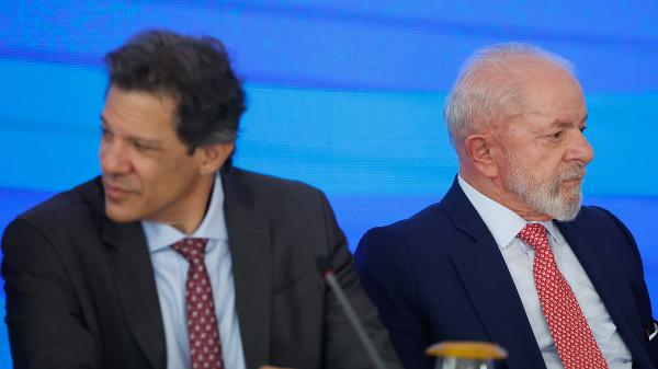 Haddad e Lula em evento no Planalto em fevereiro; quem perde com a disputa entre governo e Congresso sobre as medidas do ajuste fiscal?