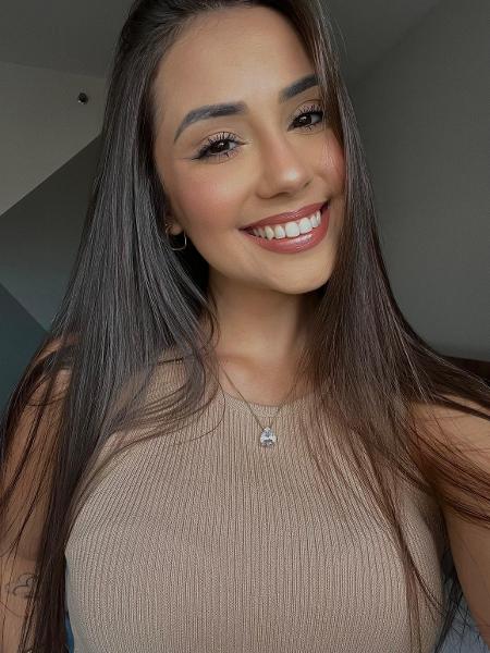 Letícia diz que interações que tem com homens são raras em baladas e bares