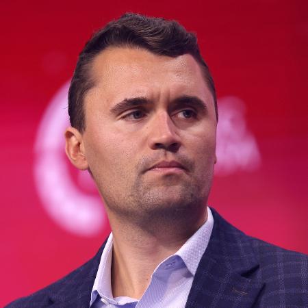 Charlie Kirk disse que 'custo de mortes' é válido pelo direito de ter armas