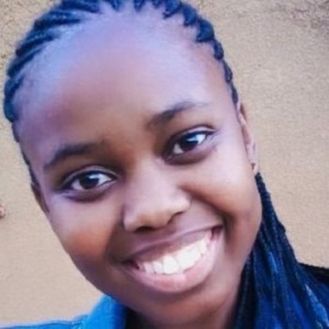 A jovem sul-africana Saidy Brown, 22, contou no twitter sua experiência com o HIV - BBC