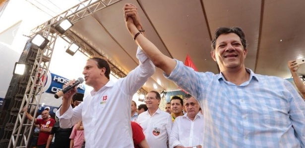 O governador do Ceará, Camilo Santana (PT), acompanhou Haddad no giro pelo estado
