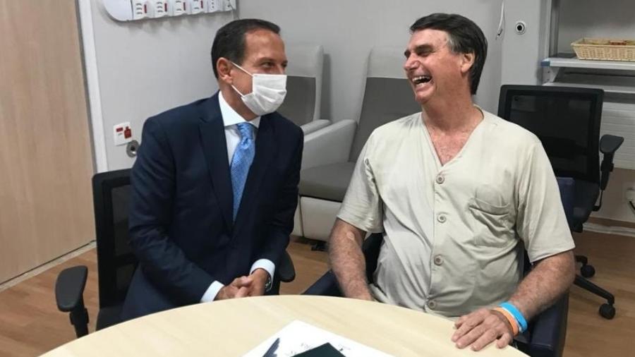 11.fev.2019 - João Doria visita Jair Bolsonaro no hospital Albert Einstein - Reprodução/Twitter