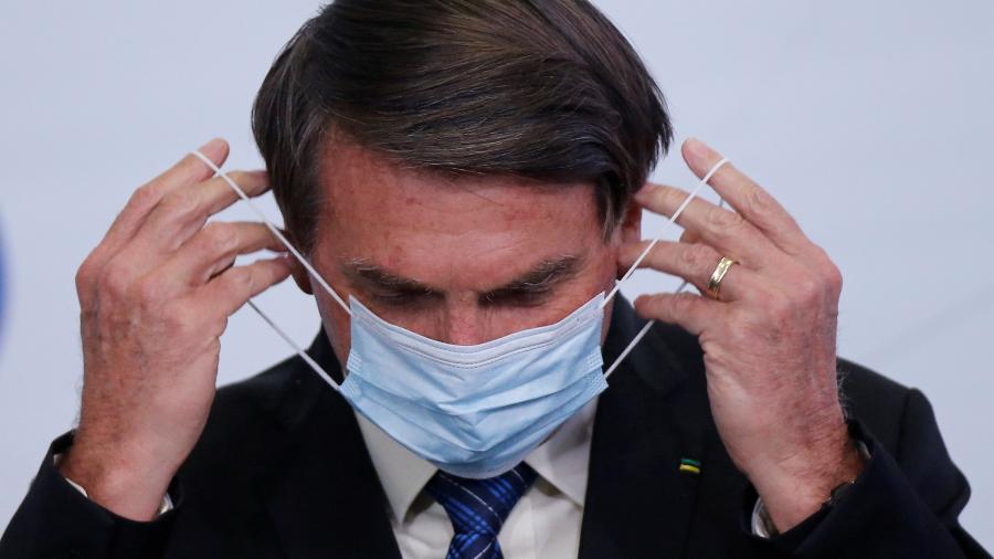 O presidente Jair Bolsonaro (sem partido) declarou que não se pode "obrigar ninguém a tomar vacina" - ADRIANO MACHADO