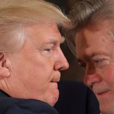 Trump concedeu o indulto presidencial a Steve Bannon, seu conselheiro até 2017, acusado de ter enganado milhares de investidores - Carlos Barria/Reuters