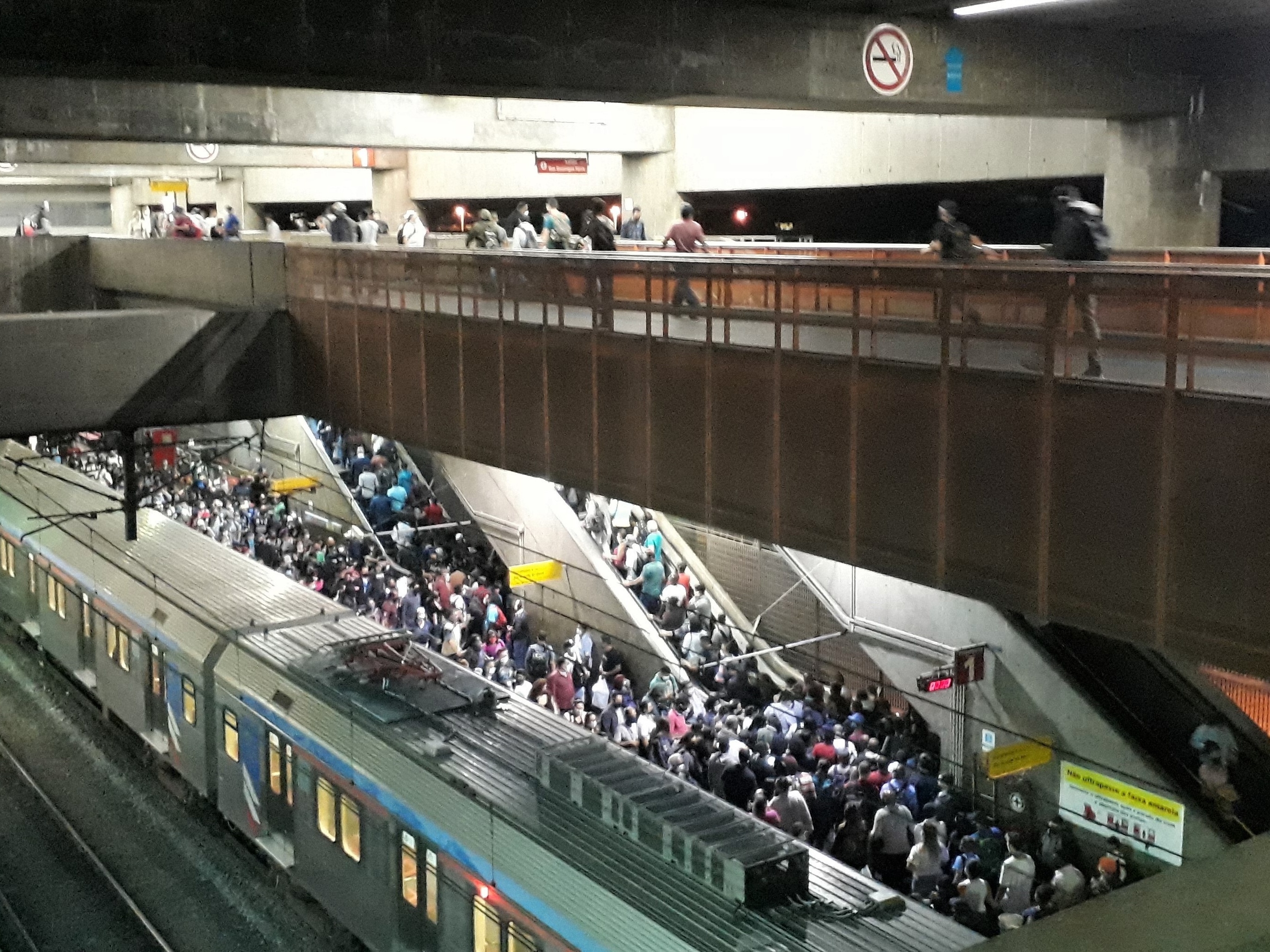 Dois casos de violência são registrados na estação Brás da CPTM em 24 horas, São Paulo