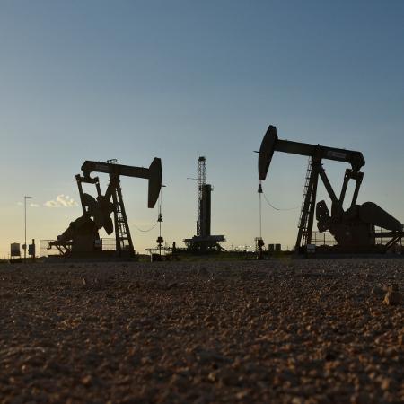 Bombeamento de petróleo em Midland, Texas (EUA) - NICK OXFORD