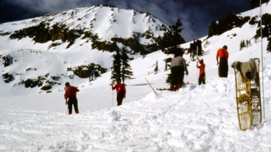 Equipe busca por Rudy Moder durante operação de fevereiro de 1983 - Reprodução/ Rocky Mountain National Park