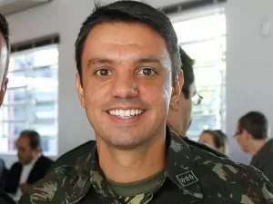 Ex-GSI, primo de Ustra vai concorrer a vereador com apoio de Bolsonaro