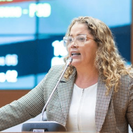 Deputada Mical Damasceno (PSD) 
