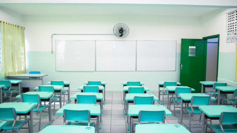 Sala de aula da EMEF Olvao A.B. Spinola, em Osasco (SP). Aulas da rede municipal só voltam em 2021 - Divulgação/Prefeitura de Osasco