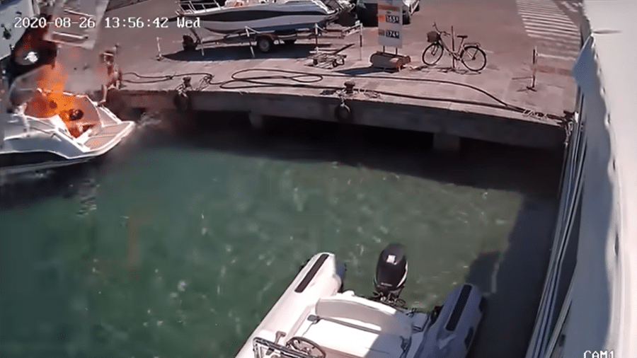 Explosão de barco arremessou mulher no mar no porto de Ponza, na Itália  - Reprodução/Youtube/Corriere della Sera