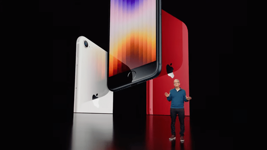 08.mar.2022: Tim Cook, presidente-executivo da Apple, apresenta novo iPhone SE (2022) - Reprodução