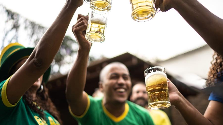 Já a cerveja consumida dentro de casa subiu 21,6% desde julho de 2018 até setembro de 2022, alta abaixo da inflação - Getty Images