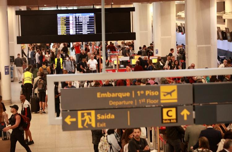 O aeroporto Santos Dumont deve perder parte de seu fluxo para o Galeão, mas a IATA acredita que nem todos os voos simplesmente mudarão de endereço