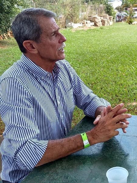 18.mai.2019: General da reserva do Exército Paulo Chagas concede entrevista em churrasco do Movimento Direita Brasil - Eduardo Militão/UOL