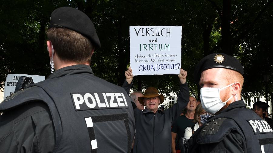 Manifestações na Alemanha contra as restrições impostas pela pandemia de coronavírus - AFP