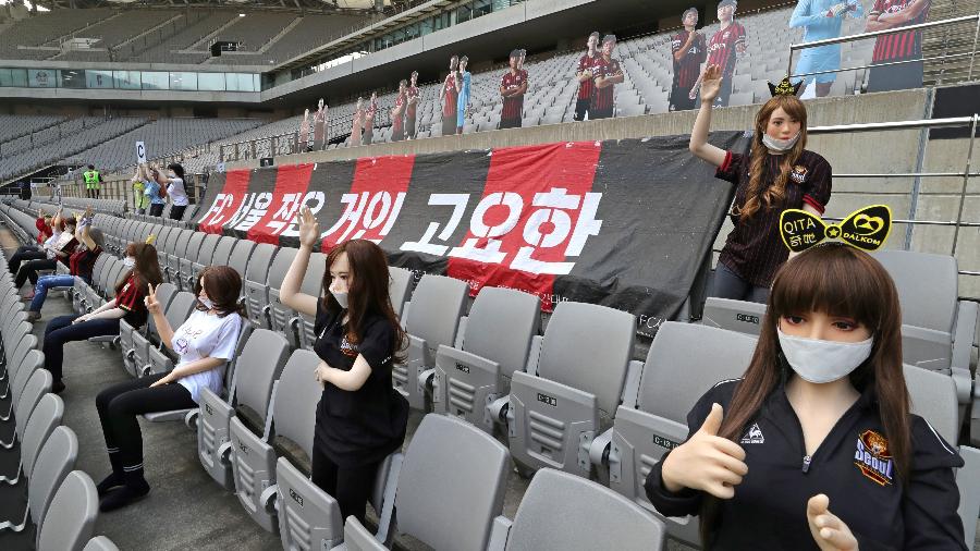 Bnecas sexuais na arquibancada do FC Seoul - AFP