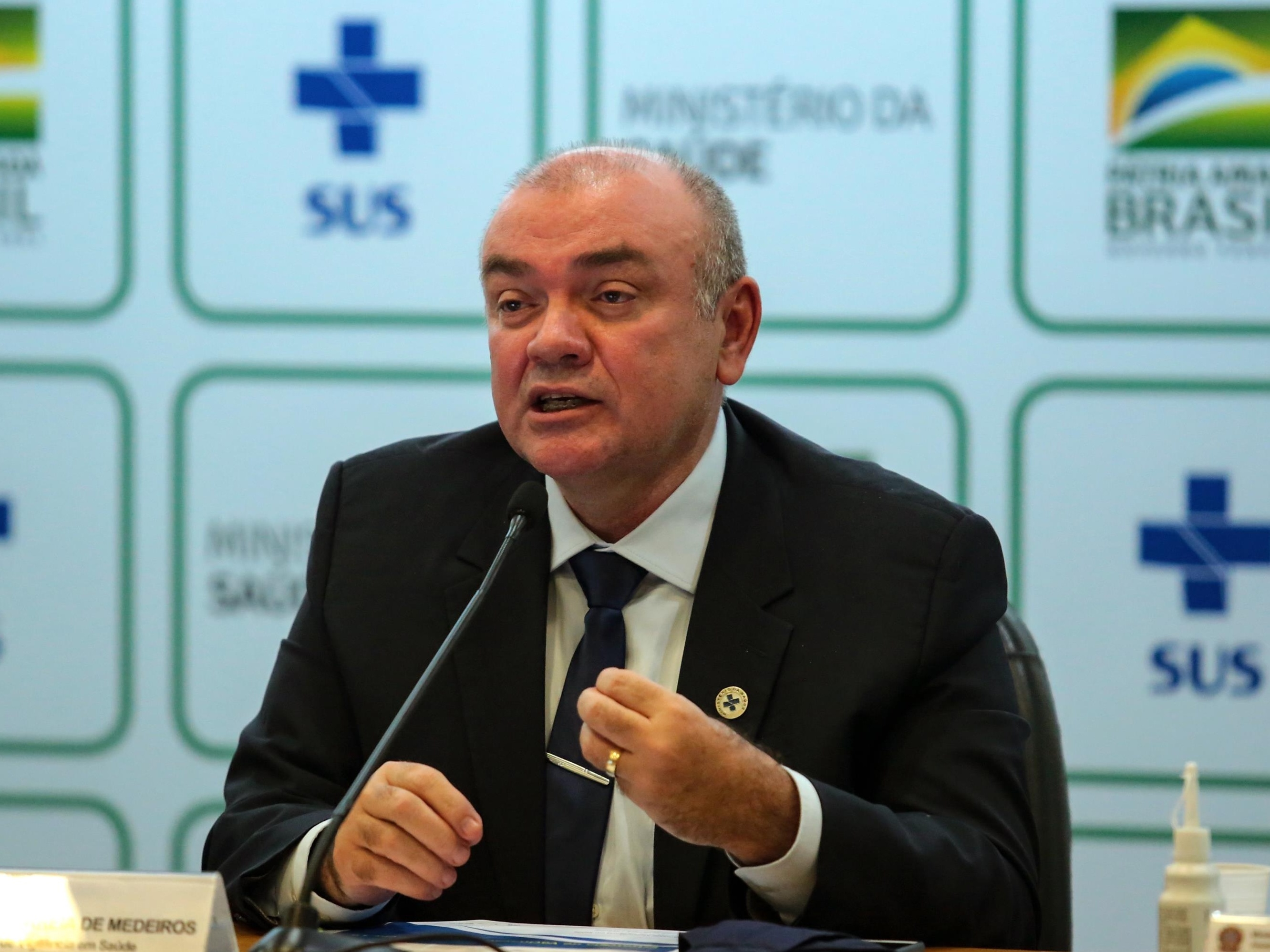 Secretário: plano de vacinação 'existe' e deve ser divulgado semana que vem