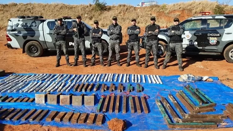 31.ago.2021 - Policiais militares retiraram 98 explosivos espalhados por Araçatuba pelos criminosos - Divulgação/PM-SP - Divulgação/PM-SP